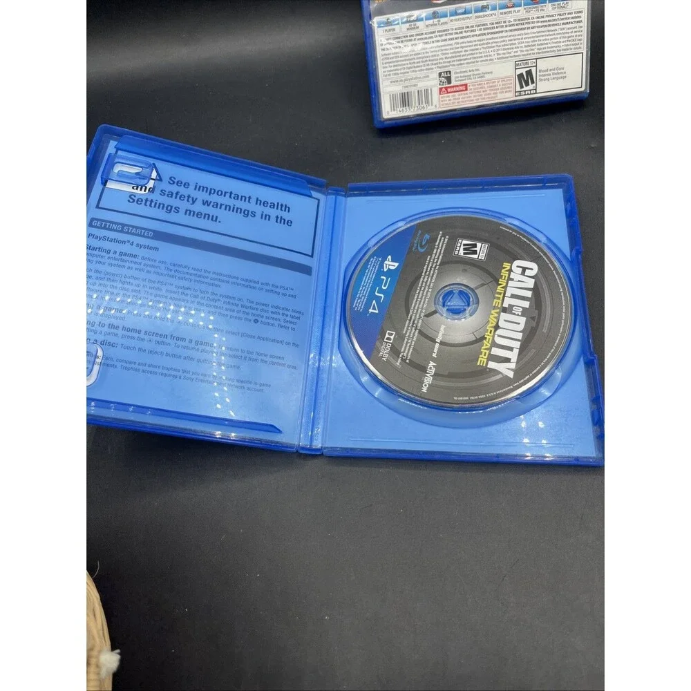 Sony PlayStation 4 PS4 Call of Duty: Infinite Warfare & Battlefield 4